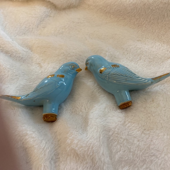 Vintage Pearl 22Kt. Gold blue bird on a tree branch salt & pepper shaker - Picture 14 of 16